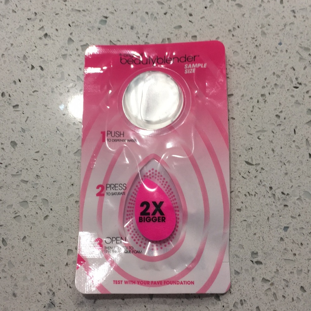 Beauty Blender sample size